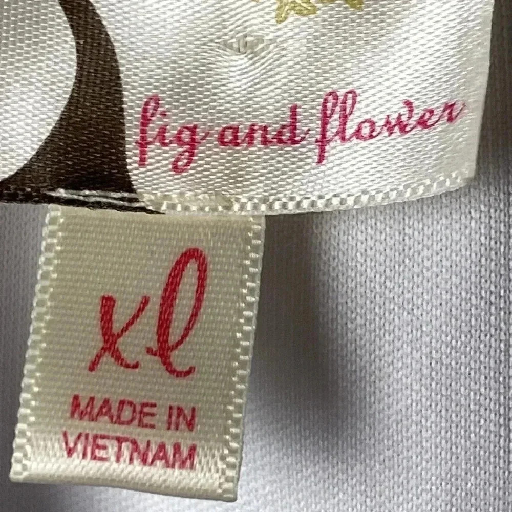 FIG AND FLOWER SIZE XL WHITE GAUZY DRESS LINED BELL SLEEVES EMBROIDERED‎ DESIGN - Picture 4 of 14